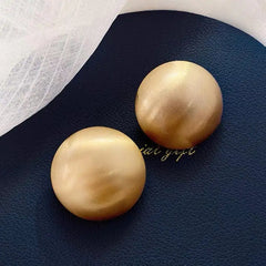 Vintage Gold Frosted Round Stud Earrings